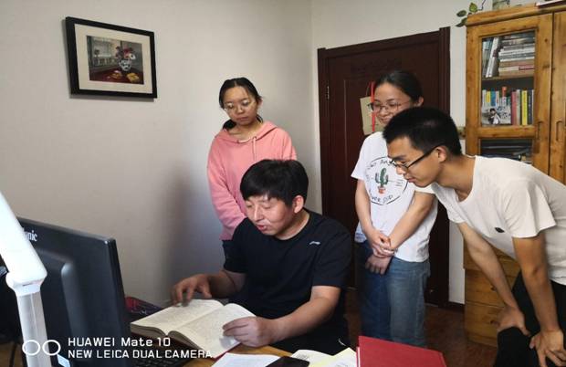 https://news.xidian.edu.cn/__local/F/AB/24/90D9BA9B31BD323A71408EB29F8_ABE1B913_1AF41.jpg