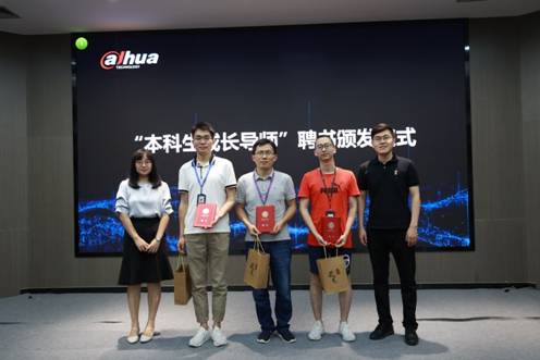 https://amn.xidian.edu.cn/__local/6/83/E9/3D859D490D03076B82059BAB5EE_98FB527B_5240.jpg