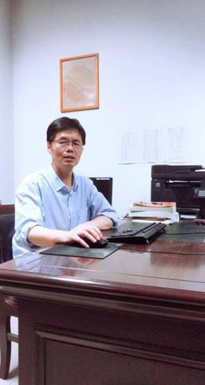 https://news.xidian.edu.cn/__local/4/C3/75/8A334C23E69CC34F858CB712F69_5DFFAC5D_90EC.jpg