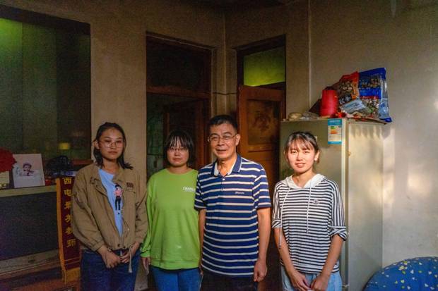 https://news.xidian.edu.cn/__local/E/7C/E6/B2943761F1DB26B5A79C7CF6E7E_371EA693_8696E.jpg