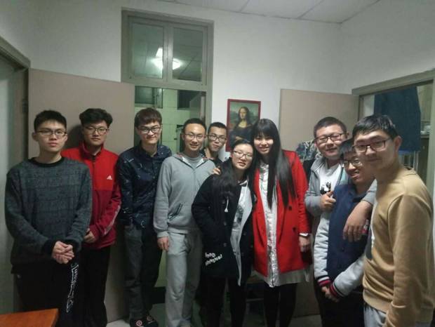 https://news.xidian.edu.cn/__local/F/9F/9C/72C3468F791A1369D7D7CEE316C_9391DD6D_17A17.jpg