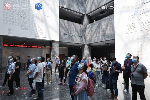 https://news.xidian.edu.cn/__local/B/88/28/AA57136D6C0B4D9C424F57DD8E1_0CECEE13_6AAC9.jpeg